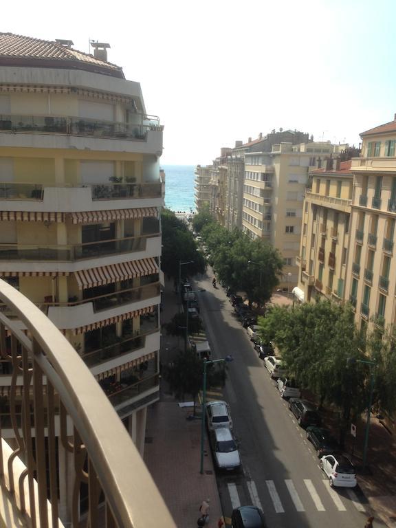 Hotel Moderne Menton Eksteriør bilde